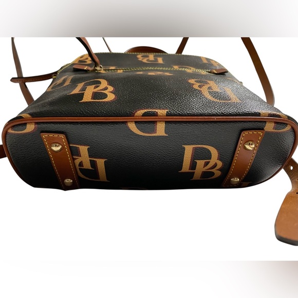 Dooney & Bourke Backpack DB Monogram - Picture 5 of 6